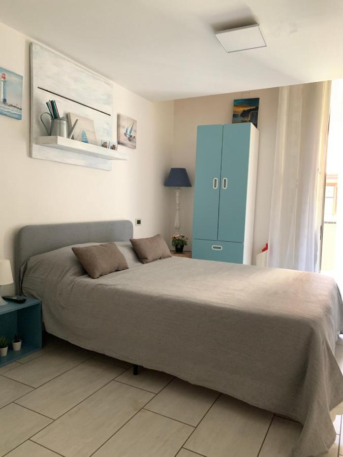 ナポリLa Casa Di Hobyアパートメント エクステリア 写真