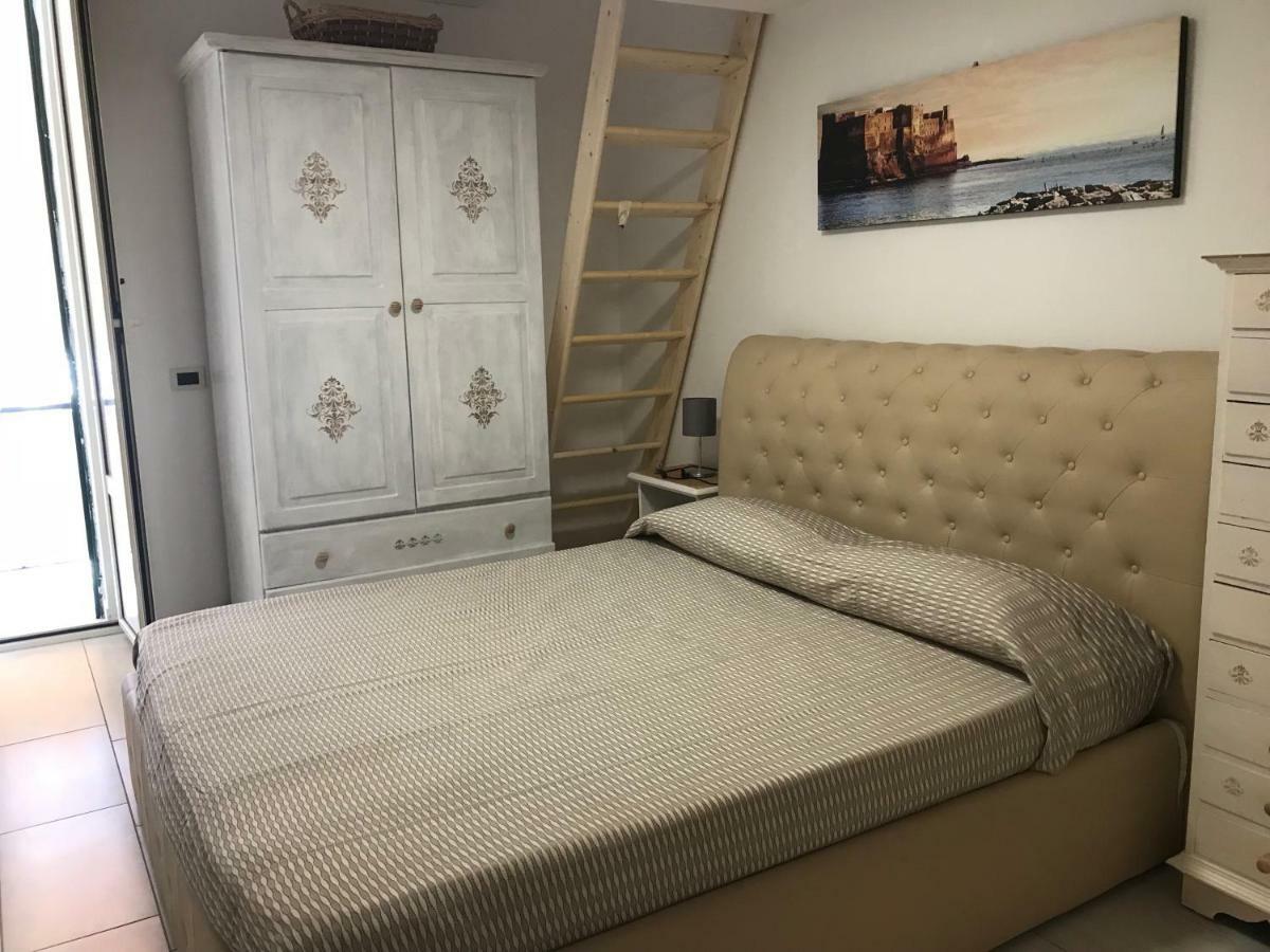 ナポリLa Casa Di Hobyアパートメント エクステリア 写真